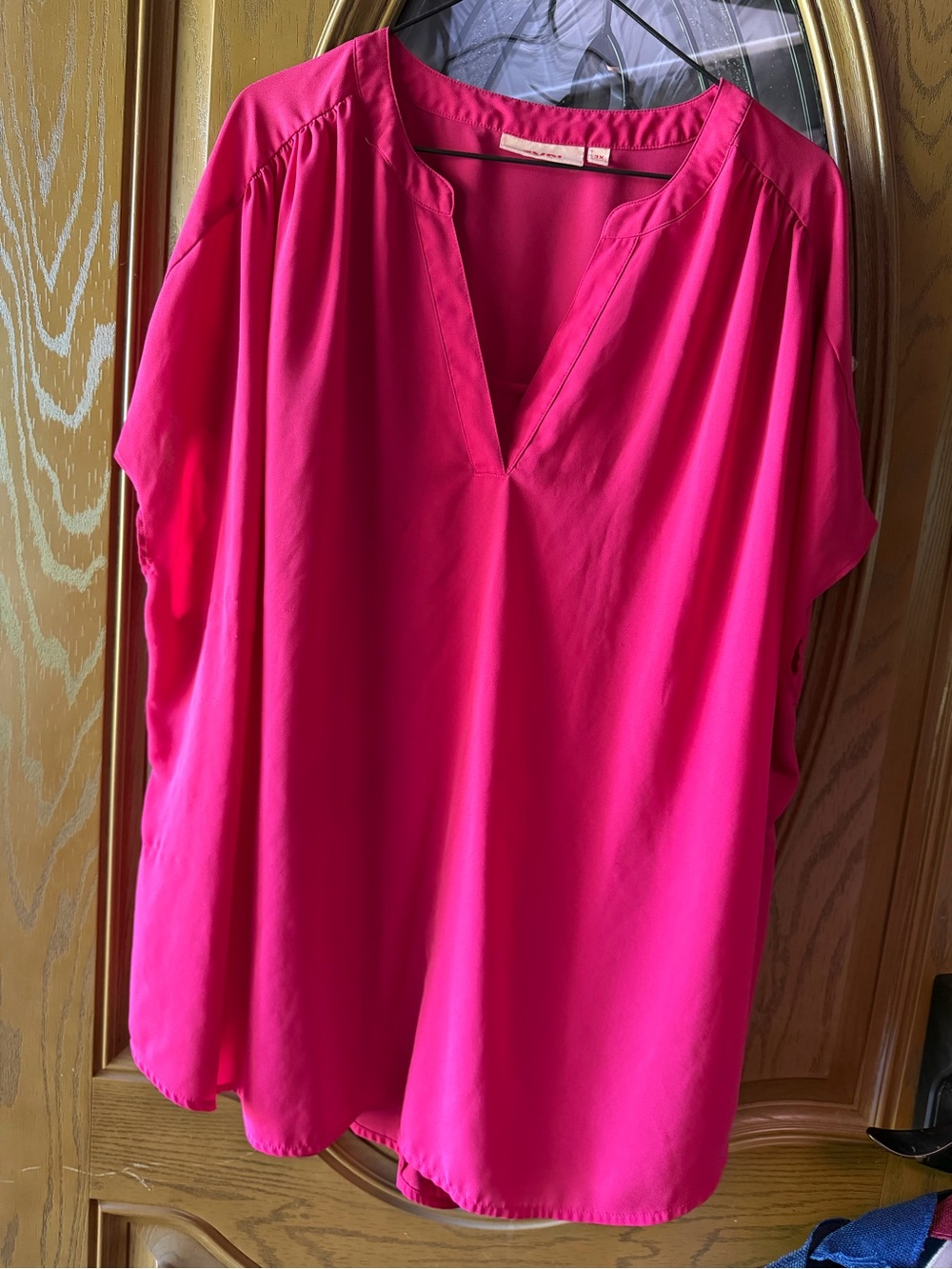 EVRI Fuchsia Split-Neck Tunic